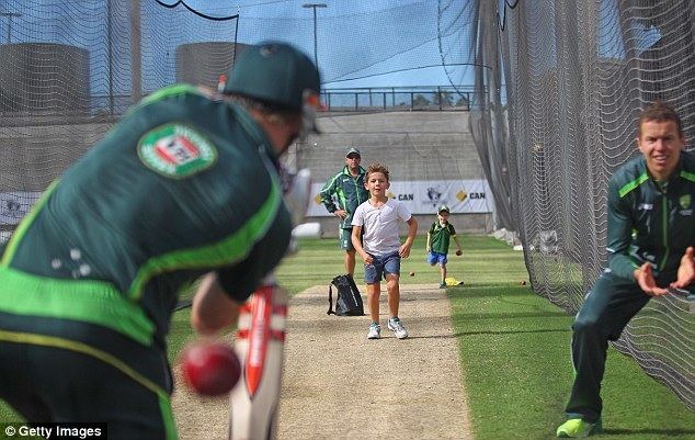 Craig McDermott (Cricketer) playing cricket