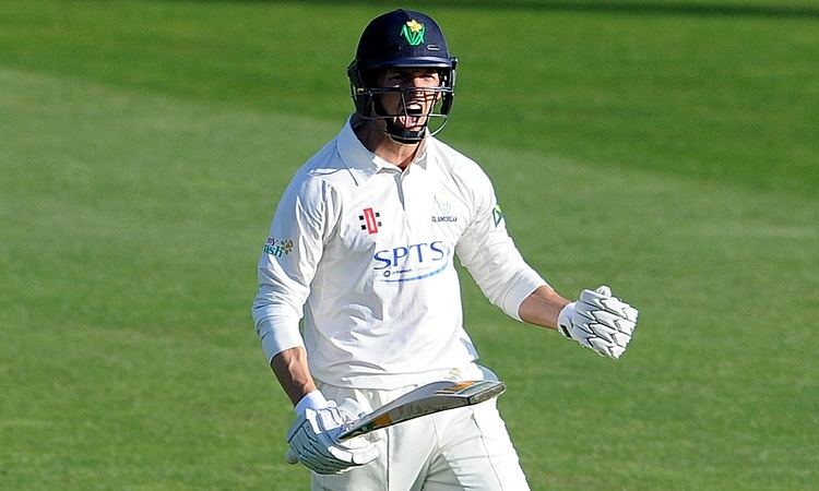 Craig Meschede Craig Meschede39s century for Glamorgan avoids followon