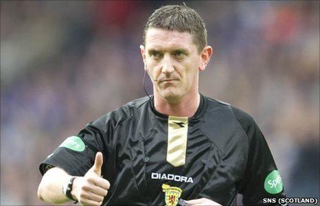 Craig Thomson (referee) BBC Sport Football Top referee Craig Thomson to
