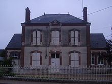 Cravant, Loiret httpsuploadwikimediaorgwikipediacommonsthu