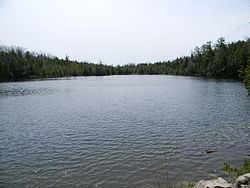 Crawford Lake (Halton Region, Ontario) httpsuploadwikimediaorgwikipediacommonsthu