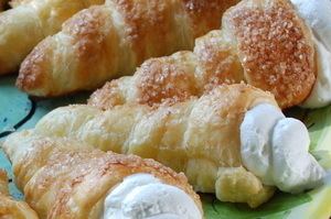 Cream horn Old Fashioned Cream Horns Kricket Cakes