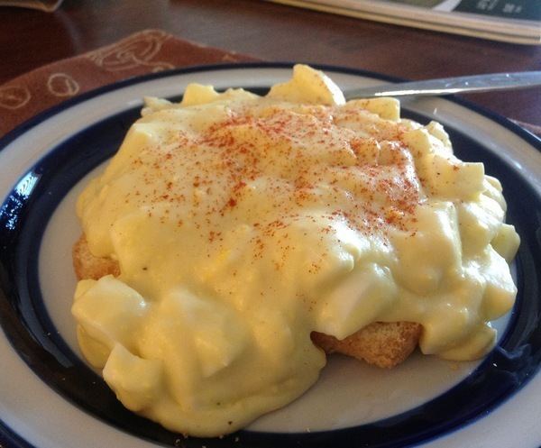 Creamed eggs on toast Sunny Creamed Eggs on Toast Recipe Recipezazzcom