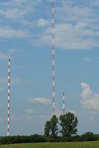 Cremlingen transmitter httpsuploadwikimediaorgwikipediacommonsthu