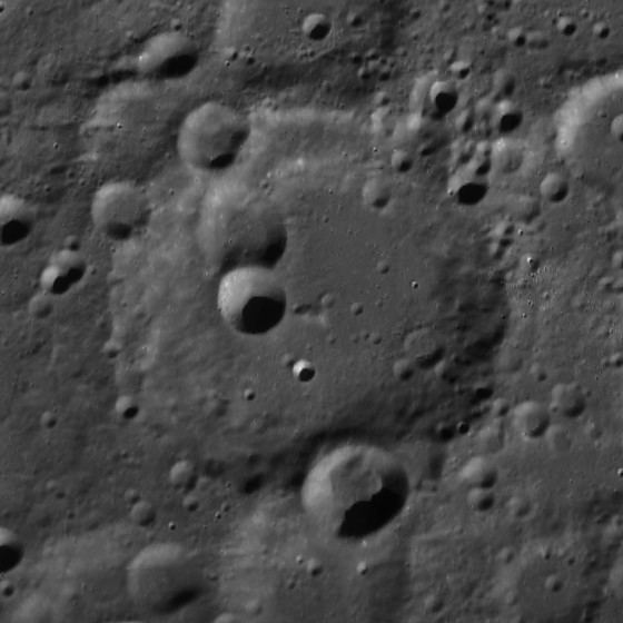 Cremona (crater)