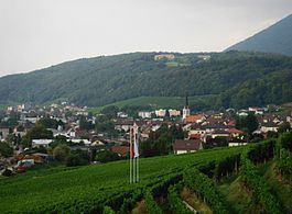 Cressier, Neuchâtel httpsuploadwikimediaorgwikipediacommonsthu