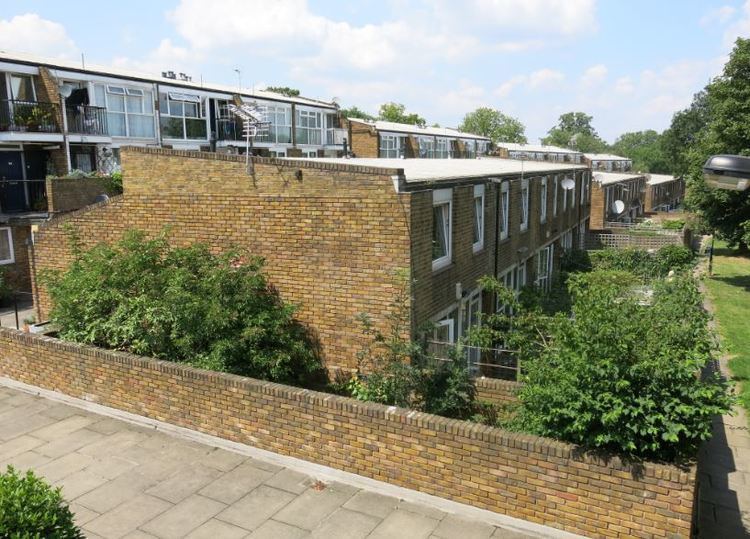 Cressingham Gardens Cressingham Gardens Lambeth 39a sense of smallness inside the