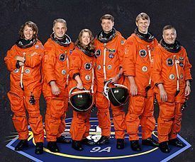 Crew httpsuploadwikimediaorgwikipediacommonsthu