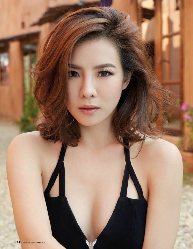Cris Horwang Arts Cross Stitch Actress Model Singer Sirin Horwang Maxim