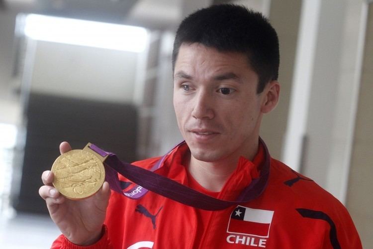 Cristian Valenzuela Cristan Valenzuela se qued con la medalla de oro en el maraton T11