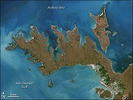 Croker Island (Northern Territory) httpsuploadwikimediaorgwikipediacommonsthu
