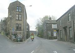Cross Roads, West Yorkshire httpsuploadwikimediaorgwikipediacommonsthu
