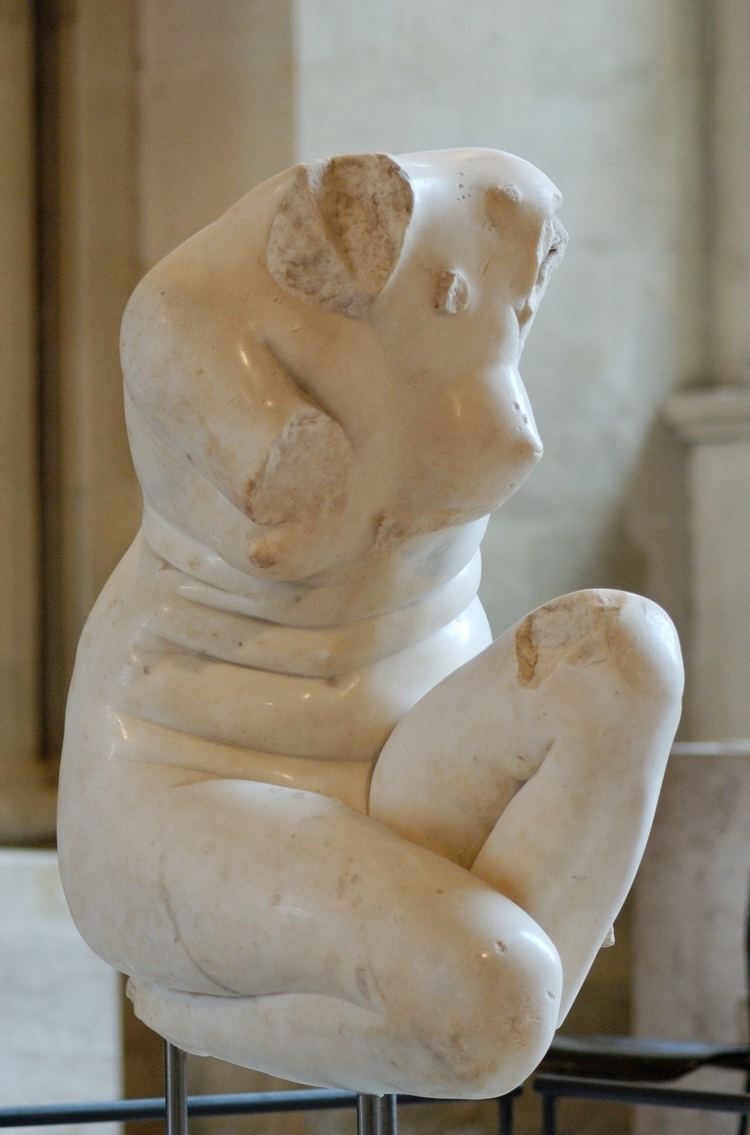 Crouching Venus FileCrouching Venus Louvre Ma2240jpg Wikimedia Commons