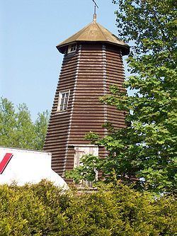 Crowfield Windmill httpsuploadwikimediaorgwikipediacommonsthu