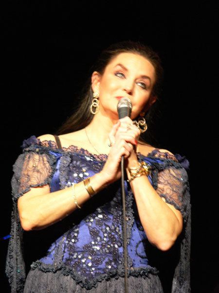 Crystal Gayle singles discography