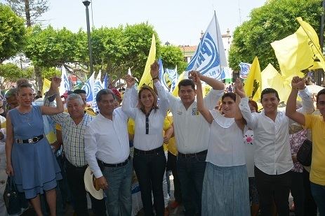 Cuitlahuac Condado Escamilla Un gobierno incluyente y la continuidad del desarrollo de Acayucan