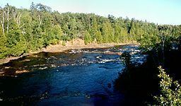 Current River (Ontario) httpsuploadwikimediaorgwikipediacommonsthu
