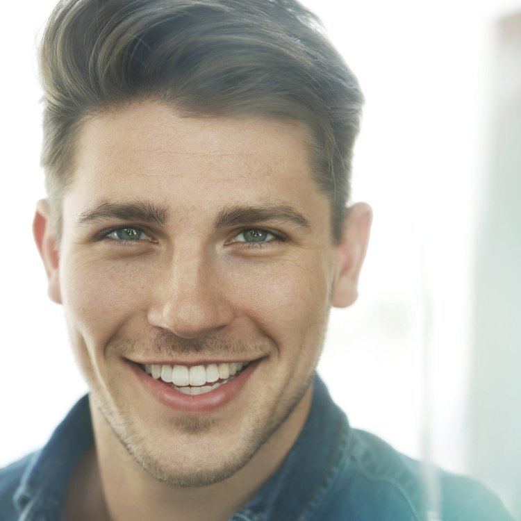 Curt Hansen (actor) httpspbstwimgcomprofileimages4776008894069