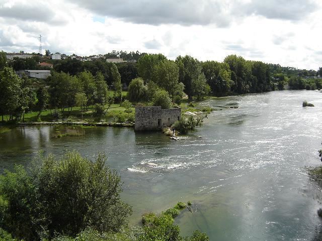 Cávado River httpsuploadwikimediaorgwikipediacommonsff