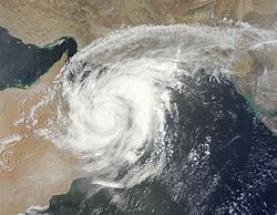 Cyclone Phet httpsuploadwikimediaorgwikipediacommonsthu
