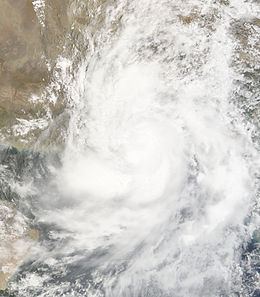 Cyclone Yemyin httpsuploadwikimediaorgwikipediacommonsthu