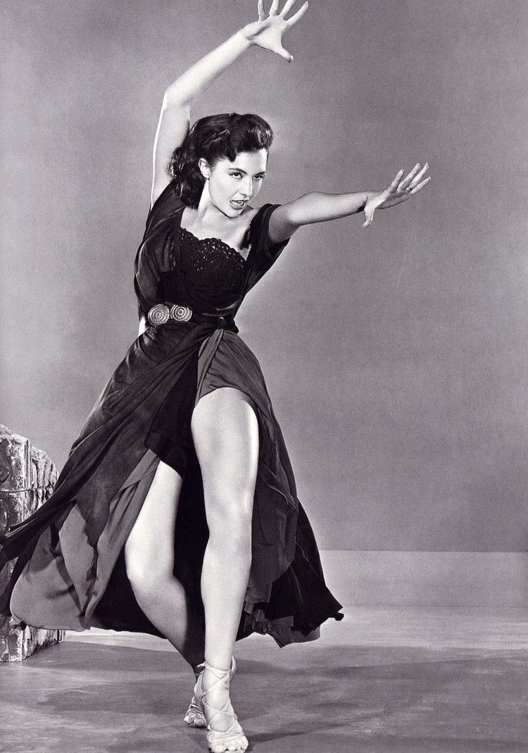 Cyd Charisse Cyd Charisse Muses Cinematic Women The Red List