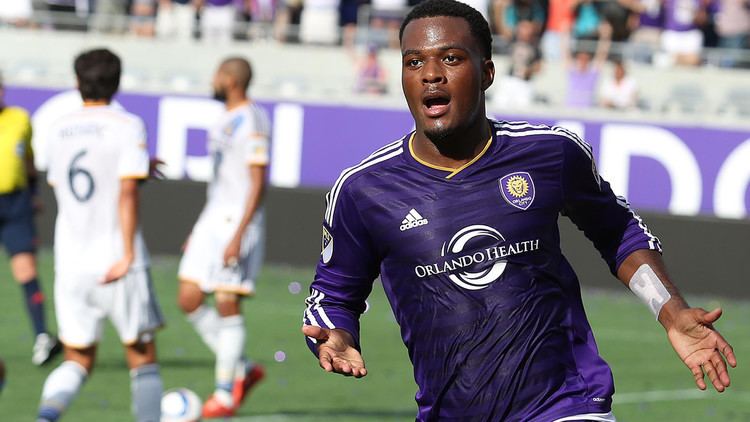 Cyle Larin MLS rescinds Cyle Larin39s red card Orlando City39s Phil
