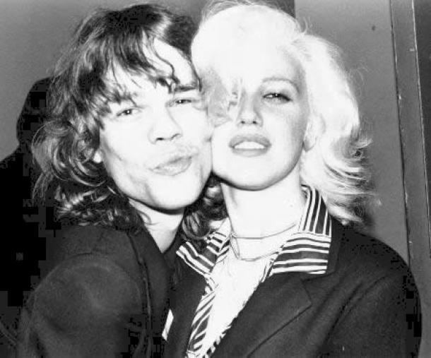 Cyrinda Foxe and David Johansen being sweet to each other