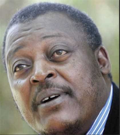 Cyrus Jirongo Cyrus Jirongo wants Uhuru to apologise to Ruto and Kenyans
