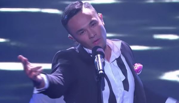 Cyrus Villanueva Pinoy singer Cyrus Villanueva makes X Factor Australia Top 8
