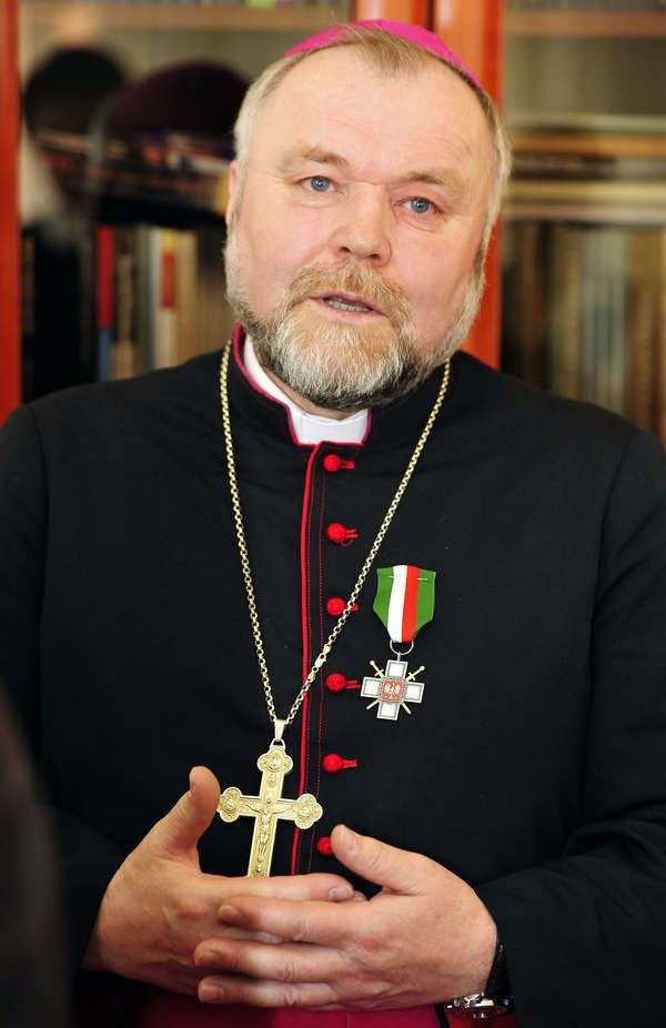 Cyryl Klimowicz Biskup Cyryl Klimowicz uhonorowany Krzyem Zesacw Sybiru