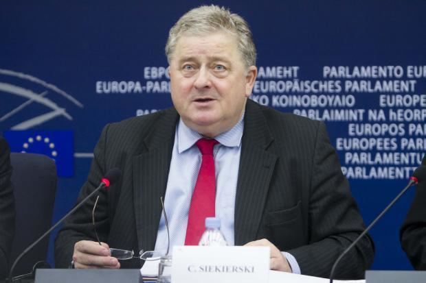 Czesław Siekierski Czesaw Adam SIEKIERSKI MEP EPP Group in the European Parliament