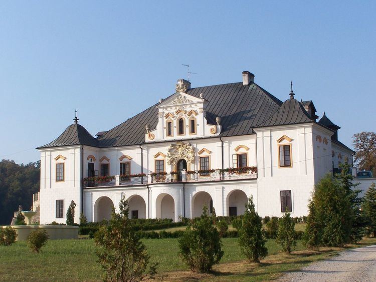 Czyżów Szlachecki Castle