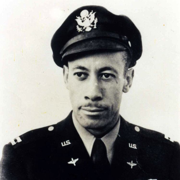 Dabney Montgomery Dabney Montgomery A Tuskegee Airman And MLK Bodyguard Dies The
