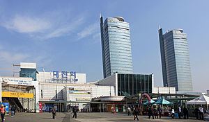 Daejeon Station httpsuploadwikimediaorgwikipediacommonsthu