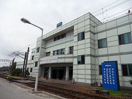 Daejeonjochajang Station httpsuploadwikimediaorgwikipediacommonsthu