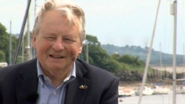 Dafydd Elis-Thomas Plaid Cymru AM Lord Dafydd ElisThomas quits party BBC News