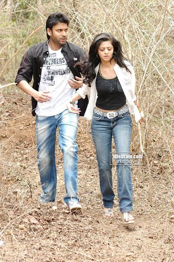 Daggaraga Dooranga photo gallery - Telugu cinema - Sumanth & Vedika