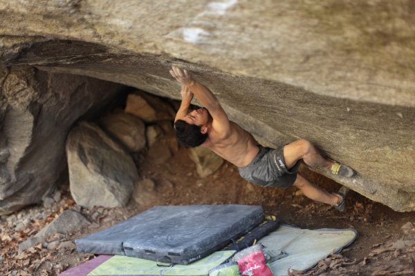 Dai Koyamada climbing Another boulder conquests by Carlo Traversi and