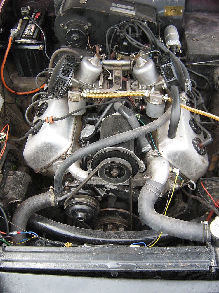 Daimler V8 engines