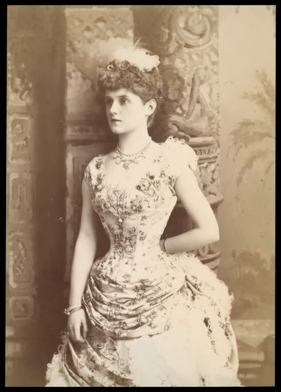 Daisy Greville, Countess of Warwick I think this is Daisy Greville lady Brooke and later