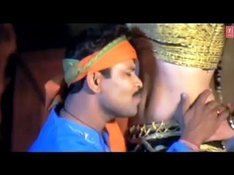 Dakshina (film) movie scenes Nathuni Se Tuta Moti Item Dance Video Ye Kaisi Guru Dakshina