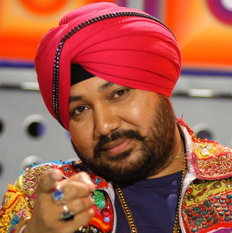 Daler Mehndi - Never feel more Alive and Happy than on stage...  Performing... LIVE Extempore! | Facebook