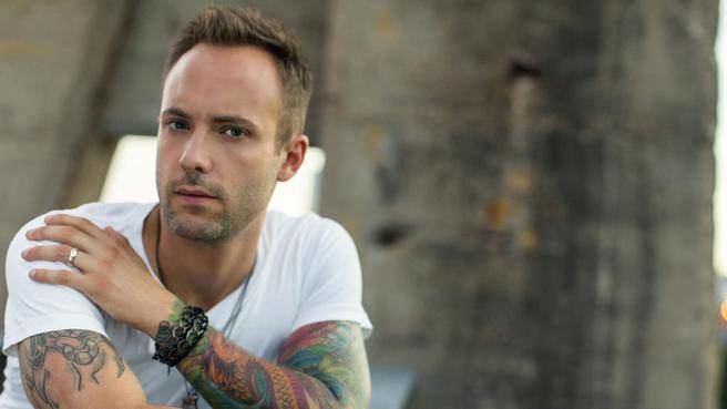 Dallas Smith (singer) Dallas Smith reshapes his life career The Chronicle Herald