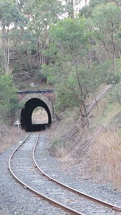 Dalveen Tunnel httpsuploadwikimediaorgwikipediacommonsthu