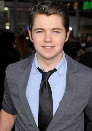 Damian McGinty wetpaintcomwpcontentuploads20127w310141606