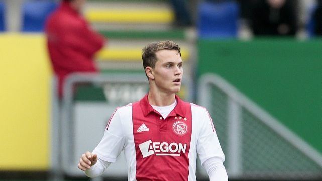 Damian van Bruggen Verlies OranjeU20 goal Van Bruggen Ajax Showtime