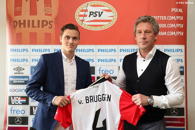 Damian van Bruggen PSVnl PSV complete deal for Damian van Bruggen