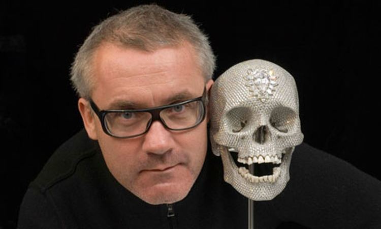 Damien Hirst For the love of Damien Hirst Tate Modern hosts first UK