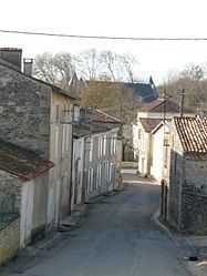 Dampierre-sur-Boutonne httpsuploadwikimediaorgwikipediacommonsthu